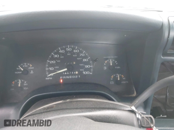 1995 GMC Sonoma with VIN 1GTCS14Z2SK501226, listed as a IAAI auction lot 41821246 with 195,746 mi miles. Bid and sale history available at carsss.com. Image 7.