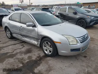 2009 Ford Fusion SE with VIN 3FAHP07Z89R169723, listed as a IAAI auction lot 41421436 with 101,999 mi miles. Bid and sale history available at carsss.com. Image 1.