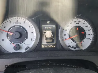 2015 Toyota Sienna SE с VIN 5TDXK3DC6FS632845, выставлен на аукционе Copart как лот 56070745 с пробегом 154 254 миль миль и Списание • Salvage title. История ставок и продаж доступна на DreamBid. Изображение 9.