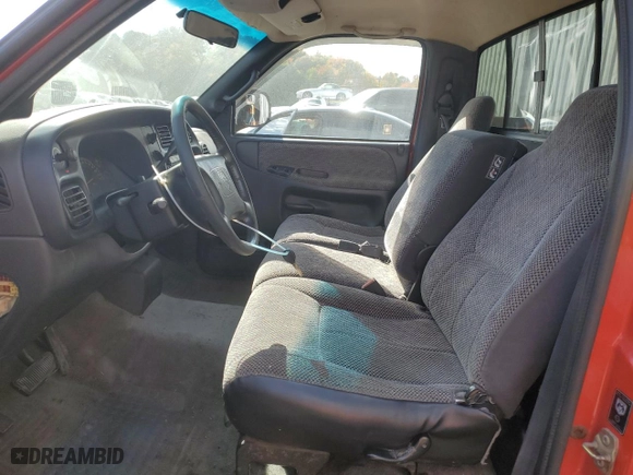 1998 Dodge Ram 1500 with VIN 1B7HC16Z8WS636703, listed as a Copart auction lot 76130484 with 166,092 mi miles and Salvage Title. Bid and sale history available at carsss.com. Image 7.