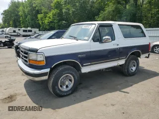 1994 Ford Bronco XL z VIN 1FMEU15NXRLB43257, wystawiony jako Copart lot #59885045 z przebiegiem 114 814 mil mil oraz Czysty tytuł • Clean title. Historia ofert i sprzedaży dostępna na DreamBid. Obrazek 1.