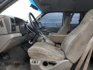 1999 Ford F-350 XL z VIN 1FTSX31F2XEF07231, wystawiony jako Copart lot #71832414 z przebiegiem 286 130 mil mil oraz Szkoda całkowita • Salvage title. Historia ofert i sprzedaży dostępna na DreamBid. Obrazek 7.
