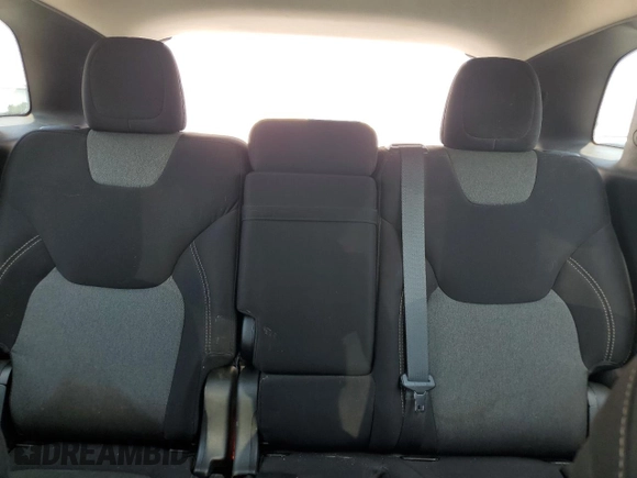2015 Jeep Cherokee Sport с VIN 1C4PJLAB5FW695241, выставлен на аукционе Copart как лот 60779715 с пробегом 87 272 миль миль и Списание • Salvage title. История ставок и продаж доступна на DreamBid. Изображение 10.