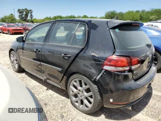 2013 Volkswagen GTI Driver's Edition z VIN WVWHV7AJXDW139382, wystawiony jako Copart lot #52128055 z przebiegiem 78 233 mil mil oraz Szkoda całkowita • Salvage title. Historia ofert i sprzedaży dostępna na DreamBid. Obrazek 2.