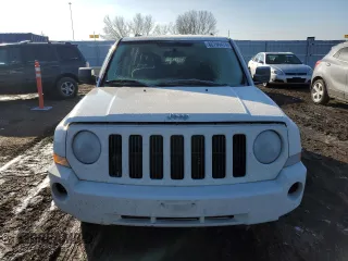 2007 Jeep Patriot Sport with VIN 1J8FF28WX7D355881, listed as a Copart auction lot 82766473 with 120,519 mi miles and Salvage Title. Bid and sale history available at DreamBid. Image 5.