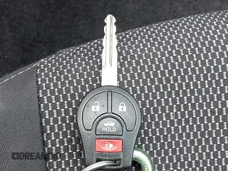 2016 Nissan Versa S с VIN 3N1CN7APXGL916946, выставлен на аукционе IAAI как лот 42400425 с пробегом 56 806 миль миль и . История ставок и продаж доступна на DreamBid. Изображение 11.