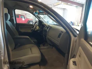 2006 Dodge Dakota SLT with VIN 1D7HW48N46S600256, listed as a IAAI auction lot 41442535 with 184,283 mi miles and . Bid and sale history available at carsss.com. Image 5.