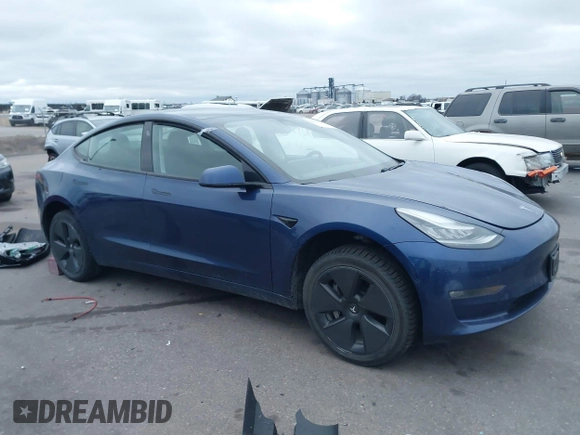 2021 Tesla Model 3 Long Range with VIN 5YJ3E1EB8MF848049, listed as a IAAI auction lot 40974331 with 61,462 mi miles. Bid and sale history available at carsss.com. Image 1.