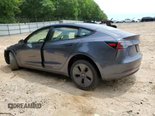 2023 Tesla Model 3 с VIN 5YJ3E1EA1PF704922, выставлен на аукционе Copart как лот 57042415 с пробегом 31 913 миль миль и Списание • Salvage title. История ставок и продаж доступна на DreamBid. Изображение 2.