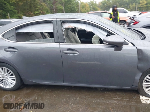 2017 Lexus ES 350 with VIN 58ABK1GG8HU069197, listed as a IAAI auction lot 40349943 with 59,830 mi miles and . Bid and sale history available at DreamBid. Image 12.