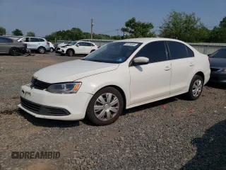 2011 Volkswagen Jetta SE with VIN 3VWDZ7AJXBM374152, listed as a Copart auction lot 60726265 with 133,161 mi miles and Salvage title. Bid and sale history available at DreamBid. Image 1.