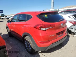 2018 Hyundai Tucson SE z VIN KM8J2CA44JU688429, wystawiony jako Copart lot #56484525 z przebiegiem 86 578 mil mil oraz Tytuł czysty. Historia ofert i sprzedaży dostępna na DreamBid. Obrazek 2.