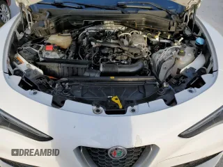 2018 Alfa Romeo Stelvio Ti z VIN ZASFAKBN3J7B72146, wystawiony jako Copart lot #86380384 z przebiegiem Nie podano mil oraz Szkoda całkowita • Salvage title. Historia ofert i sprzedaży dostępna na DreamBid. Obrazek 12.
