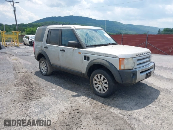 2005 Land Rover LR3 SE z VIN SALAE25485A336499, wystawiony jako IAAI lot #42461282 z przebiegiem 181 089 mil mil oraz . Historia ofert i sprzedaży dostępna na DreamBid. Obrazek 1.