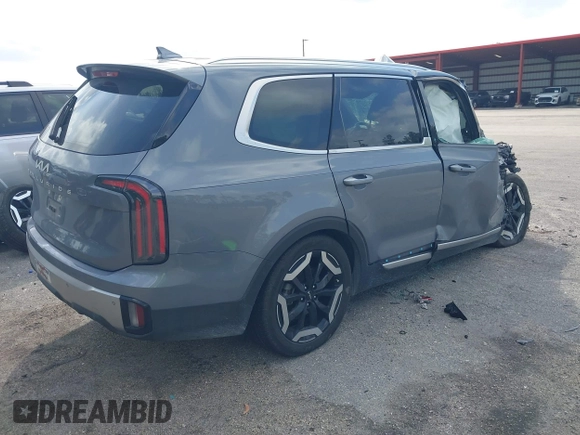 2024 Kia Telluride EX with VIN 5XYP34GC3RG442064, listed as a IAAI auction lot 41731887 with 35,835 mi miles and . Bid and sale history available at DreamBid. Image 4.