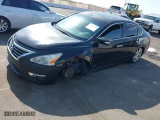2013 Nissan Altima 3.5 SL with VIN 1N4BL3AP1DN443186, listed as a IAAI auction lot 42051445 with 164,696 mi miles. Bid and sale history available at carsss.com. Image 6.