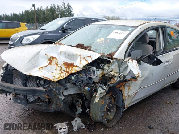 2008 Nissan Sentra 2.0 with VIN 3N1AB61E18L674767, listed as a IAAI auction lot 41924234 with Not provided miles and . Bid and sale history available at DreamBid. Image 6.