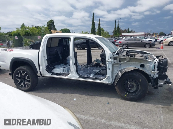 2023 Toyota Tacoma SR с VIN 3TMCZ5AN3PM649180, выставлен на аукционе IAAI как лот 42418511 с пробегом 11 275 миль миль и . История ставок и продаж доступна на DreamBid. Изображение 13.
