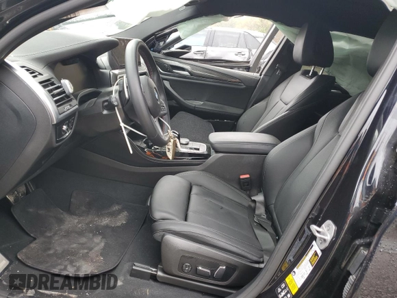 2024 BMW X4 M40i z VIN 5UX43DT09R9U93650, wystawiony jako Copart lot #50173205 z przebiegiem Nie podano mil oraz Szkoda całkowita • Salvage title. Historia ofert i sprzedaży dostępna na DreamBid. Obrazek 7.