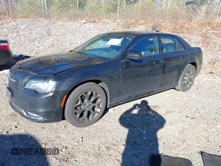 2016 Chrysler 300 S z VIN 2C3CCAGG4GH287737, wystawiony jako IAAI lot #41299711 z przebiegiem Nie podano mil oraz . Historia ofert i sprzedaży dostępna na DreamBid. Obrazek 17.