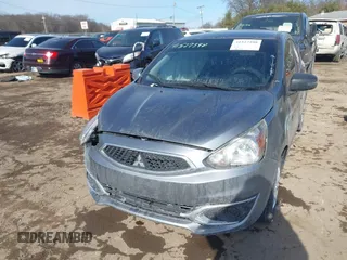 2019 Mitsubishi Mirage ES z VIN ML32A3HJ9KH012935, wystawiony jako IAAI lot #41527398 z przebiegiem 82 413 mil mil oraz . Historia ofert i sprzedaży dostępna na DreamBid. Obrazek 16.