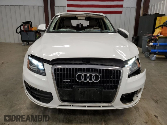 2010 Audi Q5 Premium Plus with VIN WA1LKAFP7AA004585, listed as a Copart auction lot 51585445 with 97,534 mi miles and Salvage title. Bid and sale history available at DreamBid. Image 5.