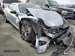 2022 Audi e-tron GT Prestige z VIN WAUEJBFW0N7006385, wystawiony jako Copart lot #70174293 z przebiegiem 24 376 mil mil oraz . Historia ofert i sprzedaży dostępna na DreamBid. Obrazek 4.