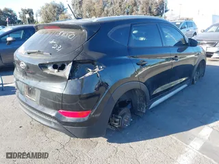 2017 Hyundai Tucson SE Plus with VIN KM8J33A46HU598450, listed as a IAAI auction lot 41709481 with 34,781 mi miles. Bid and sale history available at carsss.com. Image 4.