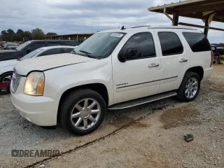 2010 GMC Yukon Denali with VIN 1GKUCEEF6AR210526, listed as a Copart auction lot 83002384 with 236,491 mi miles and Salvage Title. Bid and sale history available at carsss.com. Image 1.
