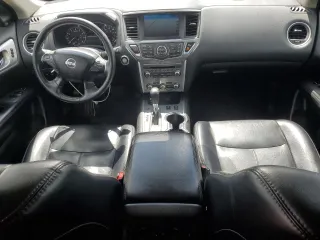 2020 Nissan Pathfinder SL with VIN 5N1DR2CN8LC598055, listed as a Copart auction lot 53663545 with 111,868 mi miles and Clean Title. Bid and sale history available at carsss.com. Image 8.