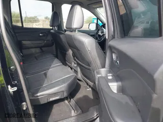2017 Honda Ridgeline RTL-E with VIN 5FPYK3F7XHB030565, listed as a IAAI auction lot 41795386 with 79,252 mi miles. Bid and sale history available at carsss.com. Image 8.