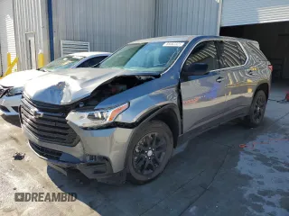 2021 Chevrolet Traverse LS z VIN 1GNERFKW4MJ245004, wystawiony jako Copart lot #88063325 z przebiegiem 95 832 mil mil oraz Szkoda całkowita • Salvage title. Historia ofert i sprzedaży dostępna na DreamBid. Obrazek 1.