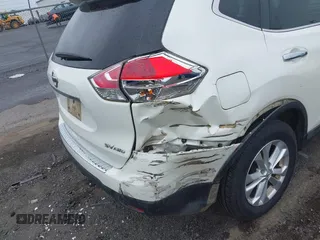 2015 Nissan Rogue SL z VIN 5N1AT2MV2FC842144, wystawiony jako IAAI lot #42347068 z przebiegiem 83 884 mil mil oraz . Historia ofert i sprzedaży dostępna na DreamBid. Obrazek 6.