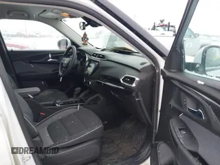 2023 Chevrolet TrailBlazer LT with VIN KL79MRSL8PB059963, listed as a IAAI auction lot 41277057 with 27,451 mi miles and . Bid and sale history available at DreamBid. Image 5.