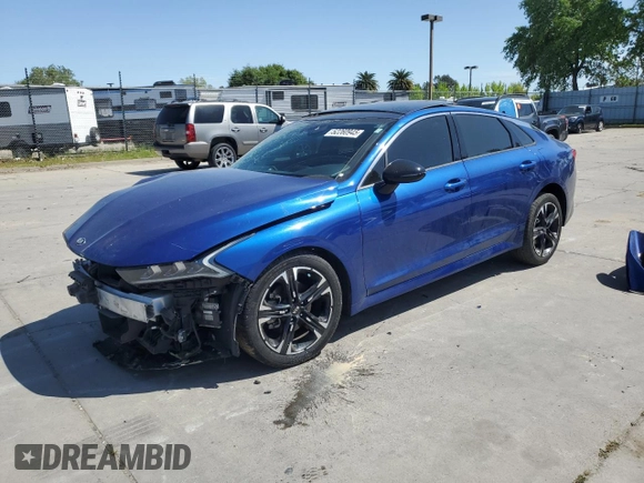 2021 Kia K5 GT-Line with VIN 5XXG64J28MG058561, listed as a Copart auction lot 52260945 with 63,381 mi miles and Salvage Title. Bid and sale history available at carsss.com. Image 1.