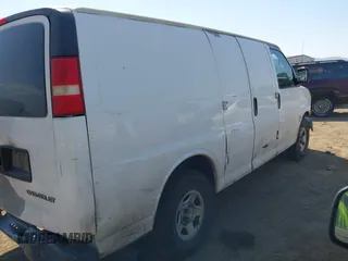 2005 Chevrolet Express Cargo with VIN 1GCFG15X851240707, listed as a IAAI auction lot 42789027 with 345,871 mi miles and . Bid and sale history available at DreamBid. Image 4.