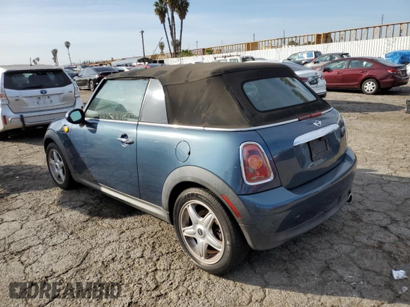 2009 MINI Convertible с VIN WMWMR33589TU96481, выставлен на аукционе Copart как лот 45398985 с пробегом 144 792 миль миль и Чистый • Clean title. История ставок и продаж доступна на DreamBid. Изображение 2.