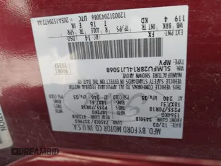 2004 Lincoln Navigator Luxury with VIN 5LMFU28R14LJ15068, listed as a IAAI auction lot 42078597 with 150,294 mi miles. Bid and sale history available at carsss.com. Image 9.