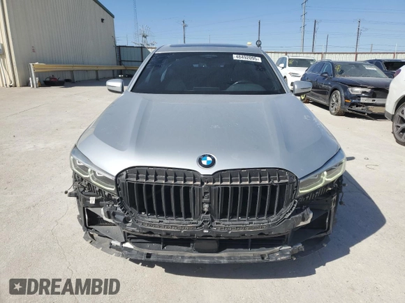2020 BMW 7 Series 740i with VIN WBA7T2C01LGF96888, listed as a Copart auction lot 48492095 with 55,287 mi miles and Salvage Title. Bid and sale history available at carsss.com. Image 5.