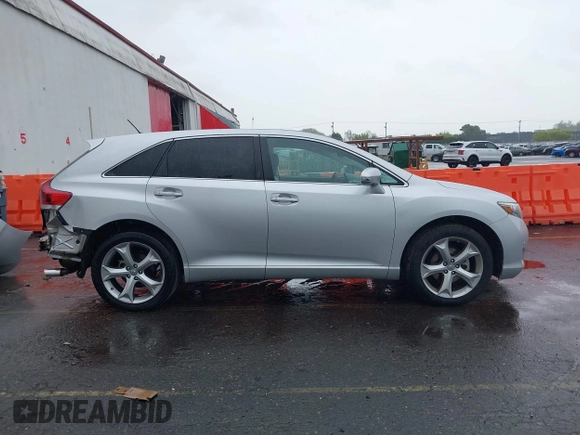 2014 Toyota Venza XLE z VIN 4T3BK3BBXEU107949, wystawiony jako IAAI lot #41988138 z przebiegiem 156 502 mil mil oraz . Historia ofert i sprzedaży dostępna na DreamBid. Obrazek 14.