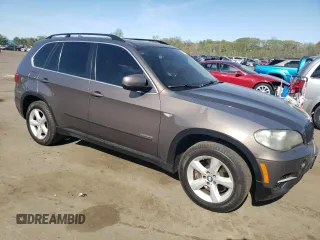 2011 BMW X5 50i with VIN 5UXZV8C53BL417868, listed as a Copart auction lot 55095935 with 102,720 mi miles and Clean title. Bid and sale history available at DreamBid. Image 4.