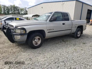 2000 Dodge 1500 with VIN 3B7HC13Z1YG138356, listed as a Copart auction lot 68306524 with 171,481 mi miles and Salvage Title. Bid and sale history available at DreamBid. Image 1.