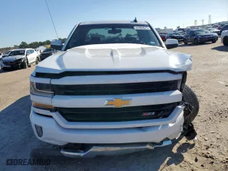 2018 Chevrolet Silverado 1500 LT with VIN 2GCVKREC1J1111492, listed as a Copart auction lot 41888575 with 98,495 mi miles and Salvage Title. Bid and sale history available at carsss.com. Image 5.
