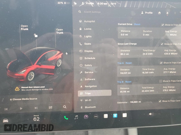 2022 Tesla Model 3 Long Range z VIN 5YJ3E1EB4NF285924, wystawiony jako Copart lot #59734055 z przebiegiem 116 680 mil mil oraz Czysty tytuł • Clean title. Historia ofert i sprzedaży dostępna na DreamBid. Obrazek 9.