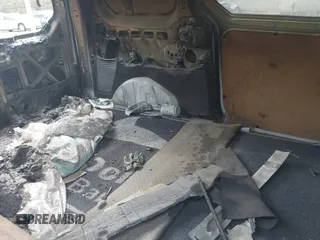 2016 Ford Transit Connect XLT с VIN NM0LE7F77G1284174, выставлен на аукционе IAAI как лот 39430119 с пробегом Не указан миль и . История ставок и продаж доступна на DreamBid. Изображение 8.