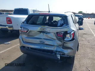 2022 Jeep Compass Latitude Lux with VIN 3C4NJDFB9NT170662, listed as a IAAI auction lot 42500321 with 57,782 mi miles and . Bid and sale history available at DreamBid. Image 6.