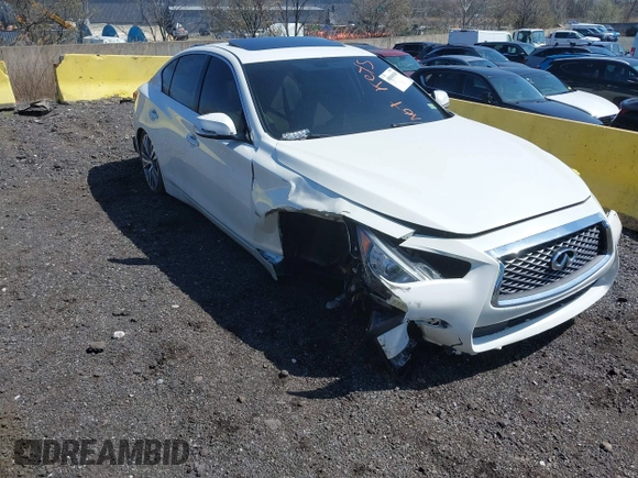 2020 Infiniti Q50 3.0t LUXE with VIN JN1EV7AR3LM253214, listed as a IAAI auction lot 41909214 with 55,460 mi miles. Bid and sale history available at carsss.com. Image 1.
