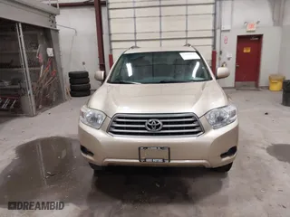 2008 Toyota Highlander with VIN JTEES41A282058492, listed as a IAAI auction lot 41609226 with 217,807 mi miles. Bid and sale history available at carsss.com. Image 12.