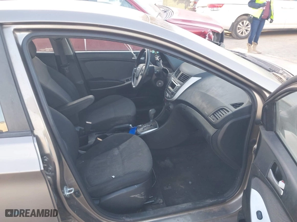 2014 Hyundai Accent GS with VIN KMHCT5AE6EU165851, listed as a IAAI auction lot 41313636 with 161,054 mi miles. Bid and sale history available at carsss.com. Image 5.