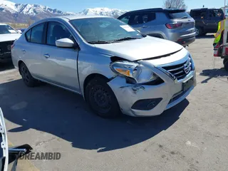 2015 Nissan Versa SV with VIN 3N1CN7AP2FL924750, listed as a IAAI auction lot 41834396 with 63,786 mi miles. Bid and sale history available at carsss.com. Image 1.